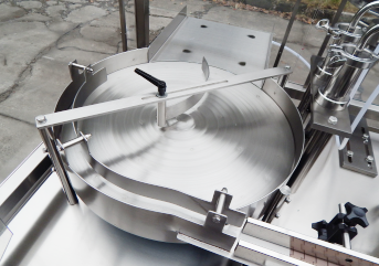 8ml、13ml、15ml裝眼藥水灌裝機細節圖